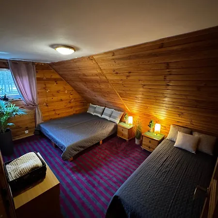 Ferienhaus Na Zboczu - Rodzinny W Lesie Na Mazurach Z Basenem I Sauna Guzowy Piec