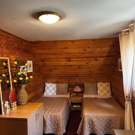 Prázdninový dům Na Zboczu - Rodzinny W Lesie Na Mazurach Z Basenem I Sauna Guzowy Piec