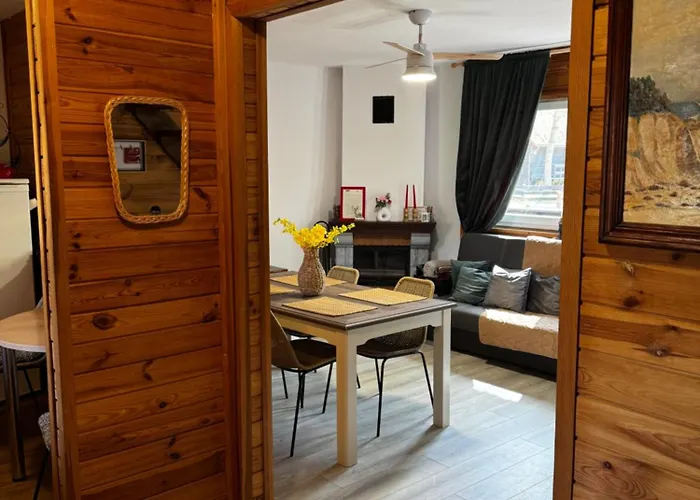 Na Zboczu - Rodzinny W Lesie Na Mazurach Z Basenem I Sauna Дом отдыха *